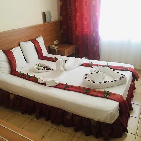 Elit Koseoglu 2* Side